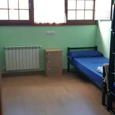 La Escuela Hostel *
