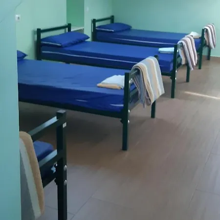 La Escuela