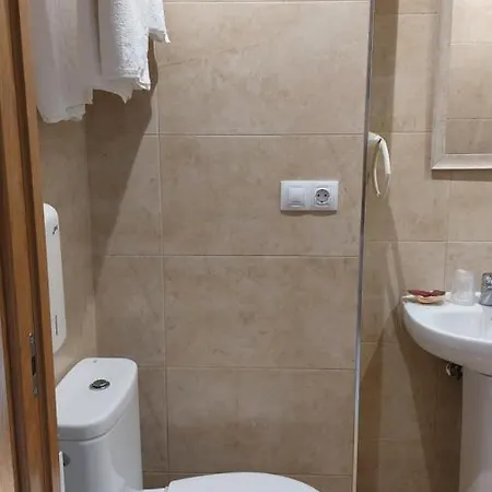 La Escuela * La Laguna (Leon)