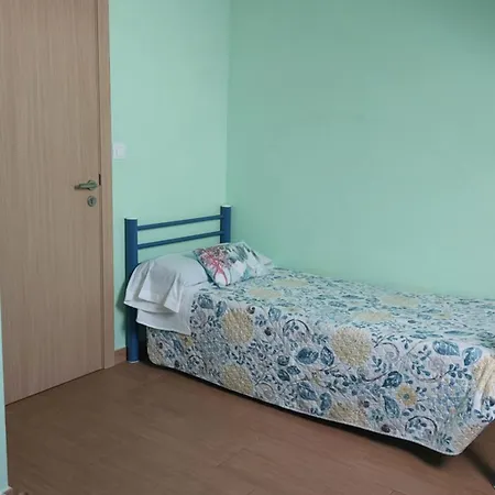 La Escuela