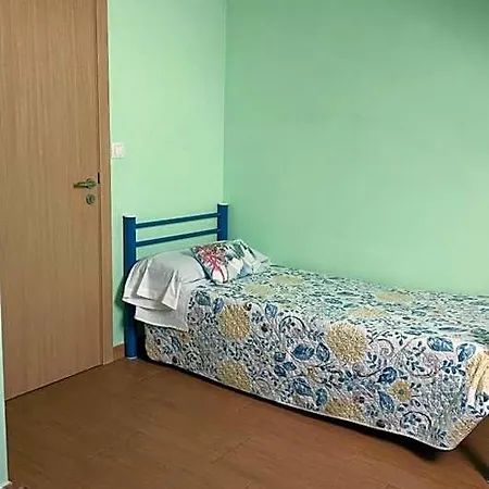 La Escuela Hostel *