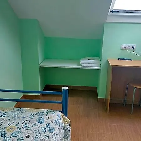 La Escuela