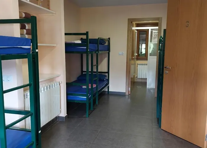 La Escuela Hostel La Laguna (Leon)